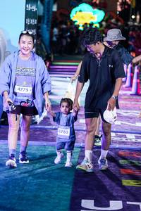 BIB: 
                            <button type="button" onclick="openModal(26351184)" class="btn btn-primary btn-sm float-right btn-popup" data-toggle="modal" data-target=".modal-high-quality">
                        <i class="fas fa-shopping-cart"></i> Add to Cart
                    </button>
                                            <button type="button" onclick="isThisMe(26351184, true)" class="btn btn-success btn-sm float-right btn-popup btn-isme hidden" data-toggle="tooltip" data-placement="bottom" title="นี่คือรูปของคุณใช่ไหม คลิกที่นี่เพื่อเอาเข้าอัลบั้ม">
                        <i class="fas fa-plus"></i> Add to album
                    </button>
                    <button type="button" onclick="isThisMe(26351184, false)" class="btn btn-warning btn-sm float-right btn-popup btn-isnotme hidden">
                        <i class="fas fa-ban"></i> Remove from album
                    </button>